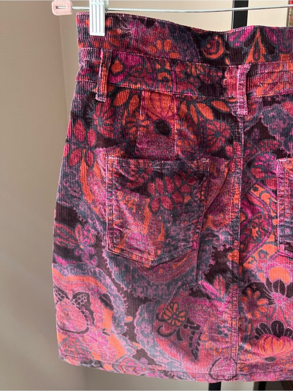 Anthropologie PILCRO Corduroy Button-Front A-Line Mini Skirt in Plum Floral - Picture 8 of 9